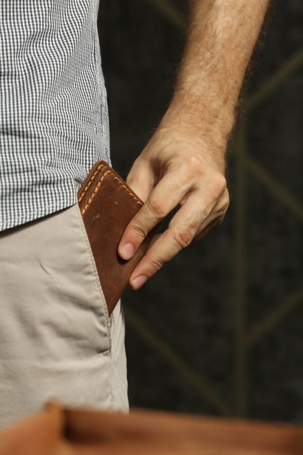FELIZ - HANDSTITCHED CARD HOLDER