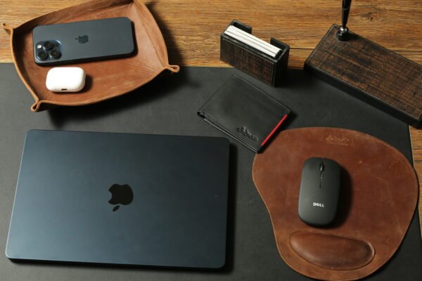 NOMAD - THE LEATHER MOUSE PAD